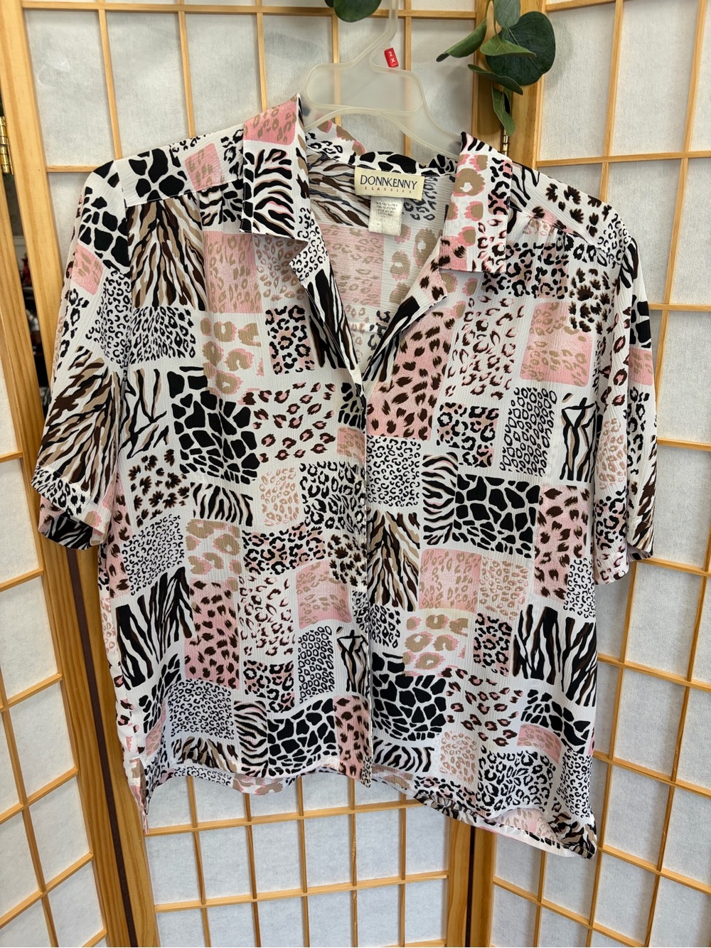 Donkenny Pink Animal Print Short Sleeve Blouse